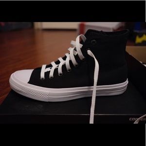 Converse Chuck Taylor 2 men's 8